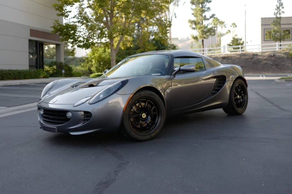 2005 Lotus Elise sold for $38,250