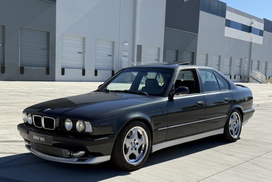 1990 BMW E34 M5 sold for $22,534