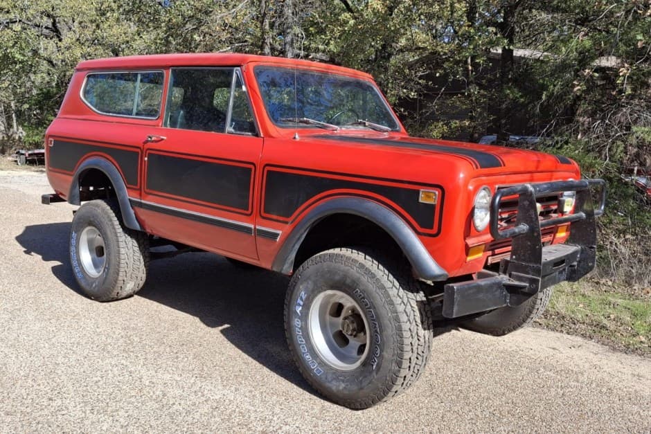 1971 International Harvester Scout sold for $14,000