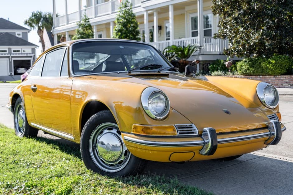 1969 Porsche 912 sold for $29,912