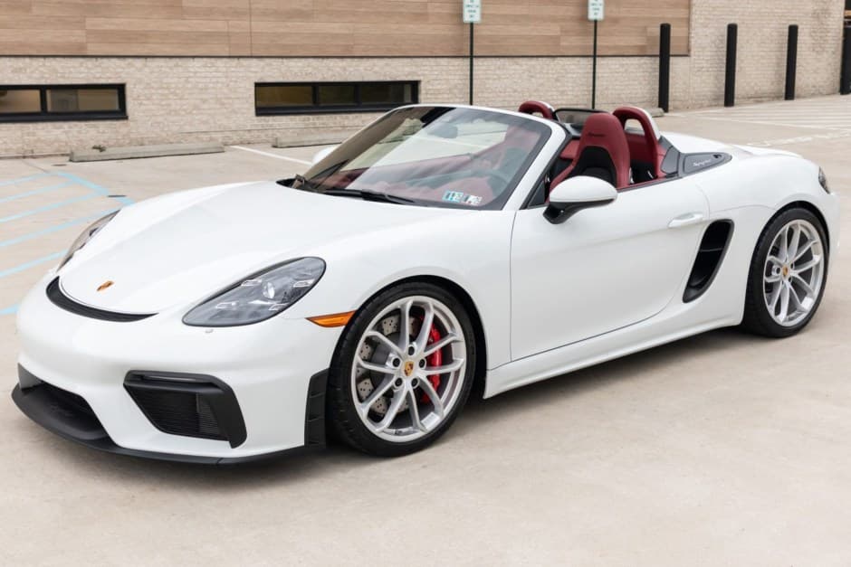 2022 Porsche 982 718 Boxster sold for $118,000