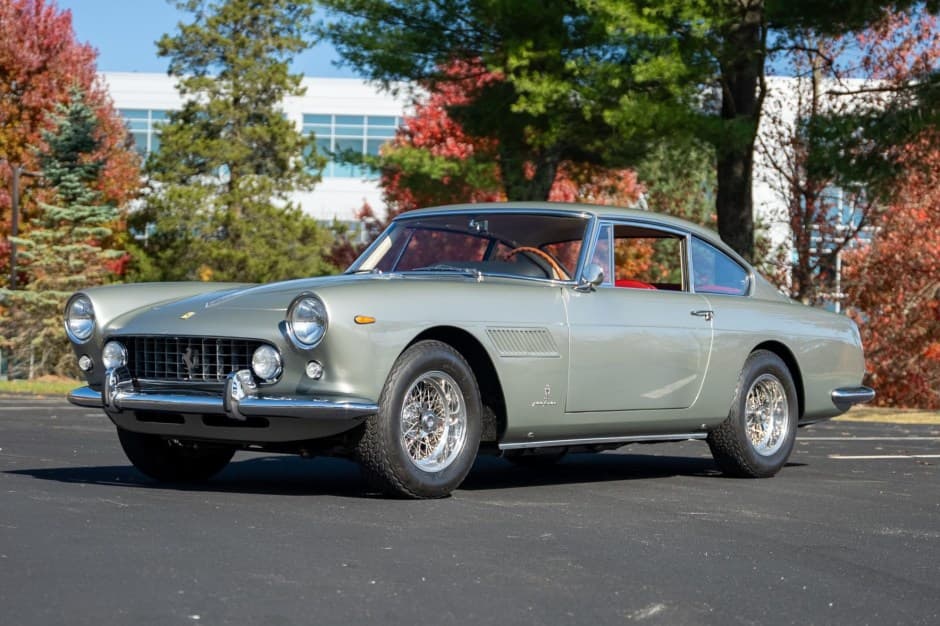 1961 Ferrari 250 GT sold for $392,000