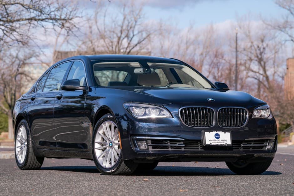 2015 BMW F01/F02 7-Series sold for $21,750