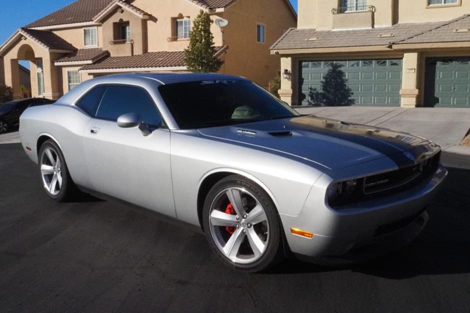 2008 Dodge Challenger SRT8 & 392 sold for $18,501