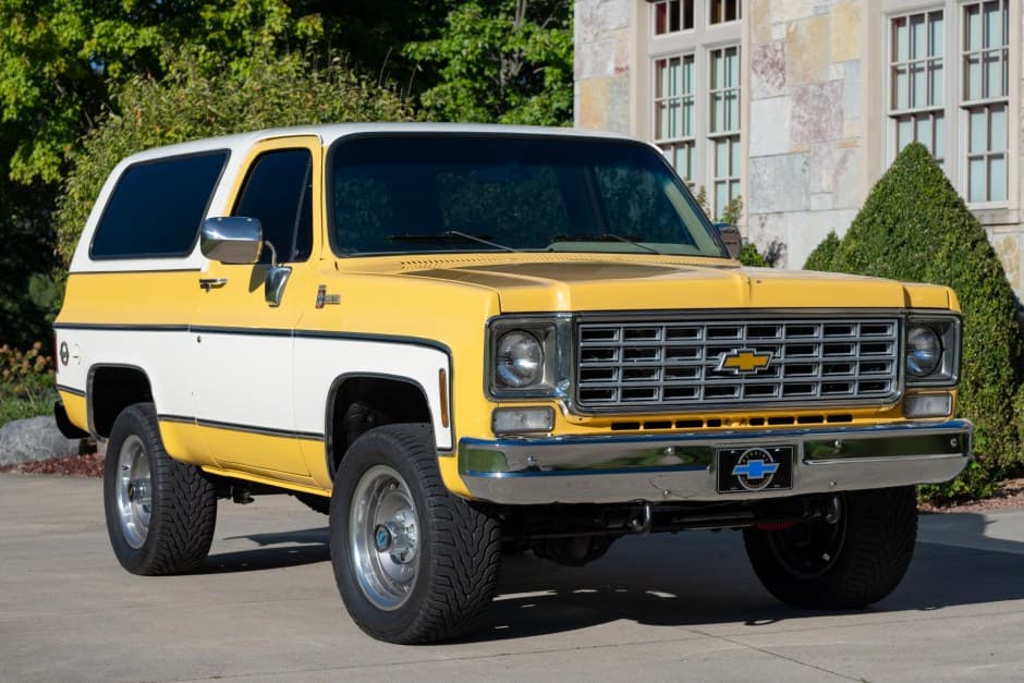 1977 Chevrolet K5 Blazer 1973-1991 sold for $32,000