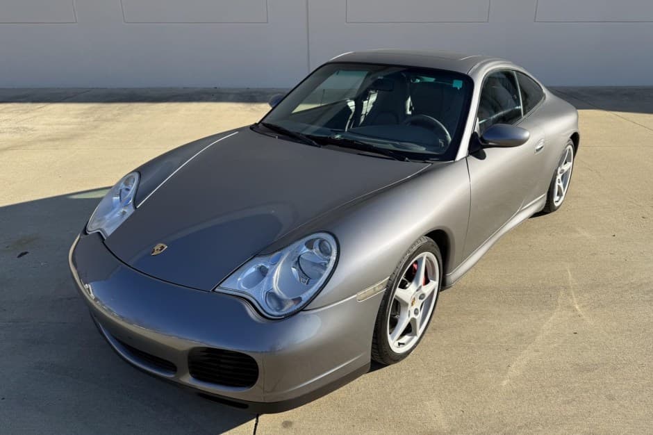 2002 Porsche 996 911 (Non-Turbo/GT2/GT3) sold for $28,500