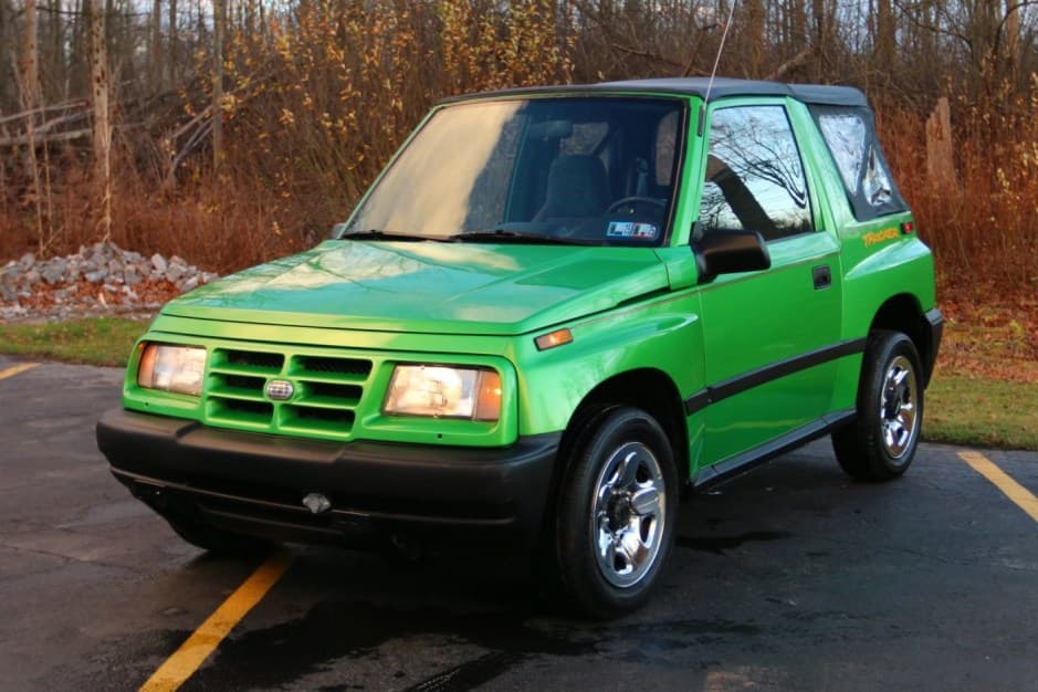 1996 Geo Tracker/Suzuki Sidekick sold for $8,200