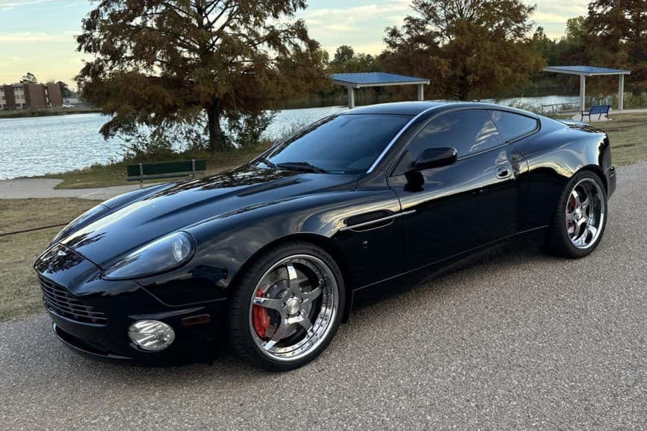 2005 Aston Martin Vanquish sold for $48,750
