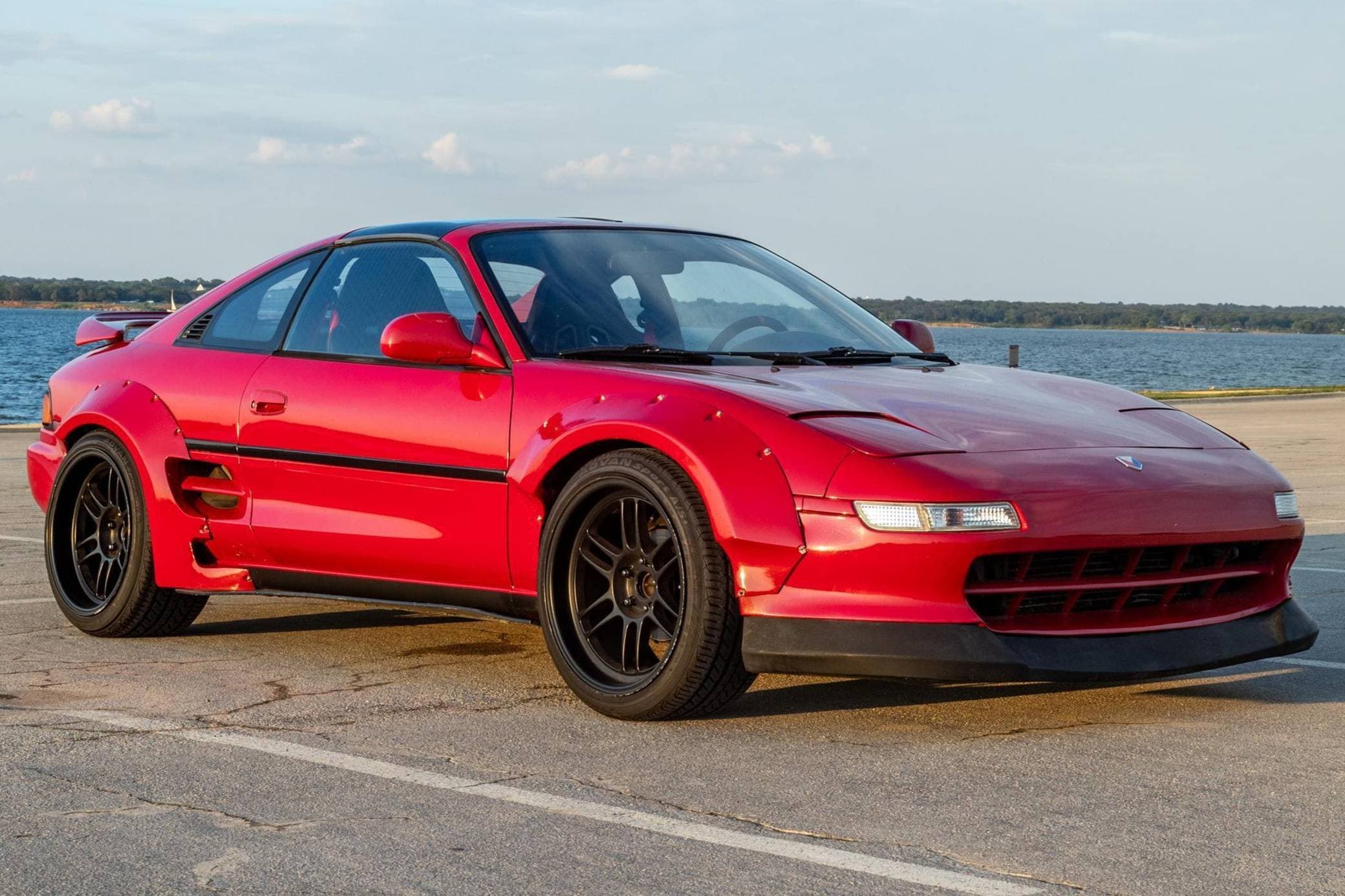 1991 Toyota MR2 sold for $7,128