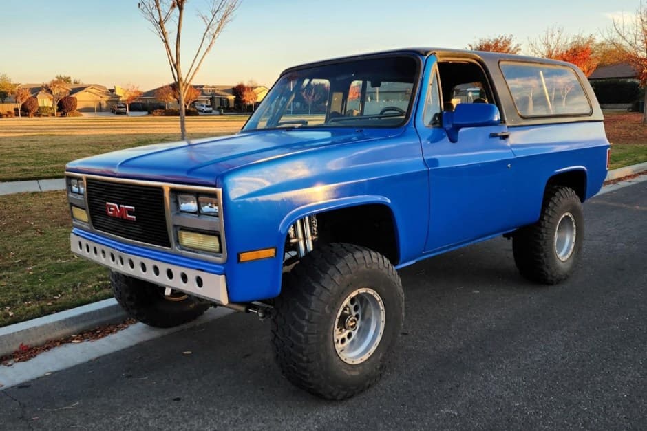 1973 GMC Jimmy (1973-1991) sold for $9,845