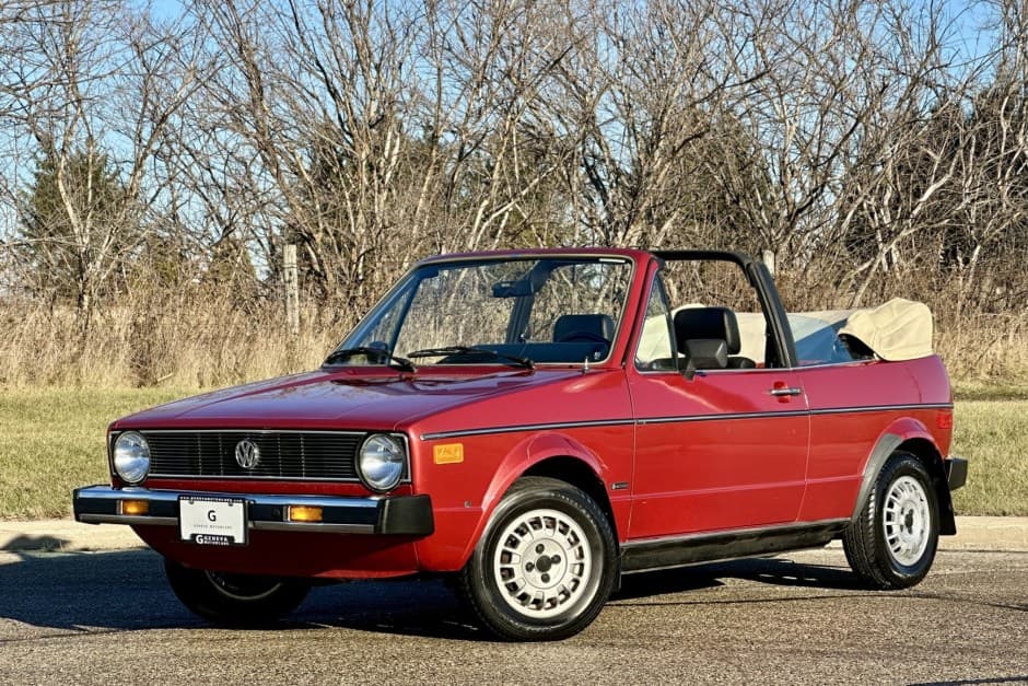 1982 Volkswagen Golf/Rabbit Cabriolet sold for $6,300