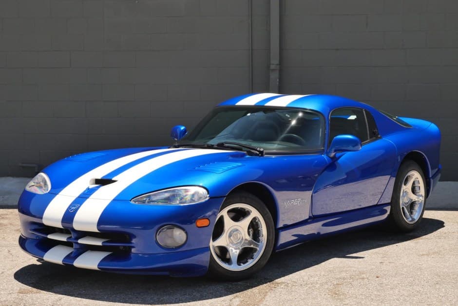 1997 Dodge Viper SR II (1996-2002) sold for $68,000