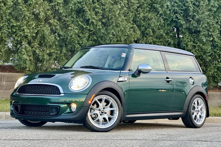 2012 Mini R55 Clubman sold for $15,750