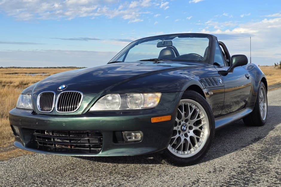 2000 BMW Z3 sold for $12,350