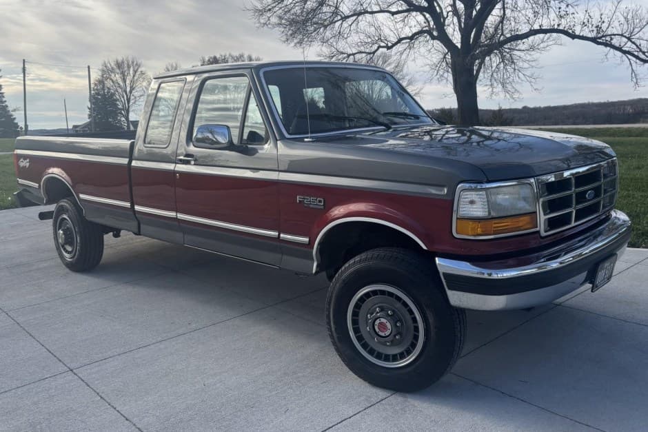 1993 Ford F-Series 1992-1997 sold for $25,000