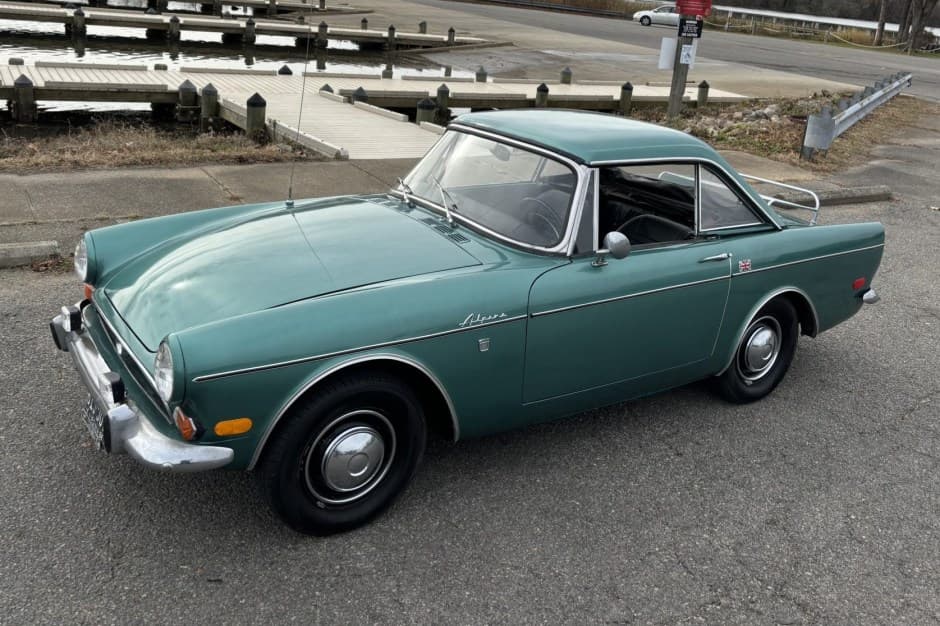 1968 Sunbeam Alpine sold for $5,700