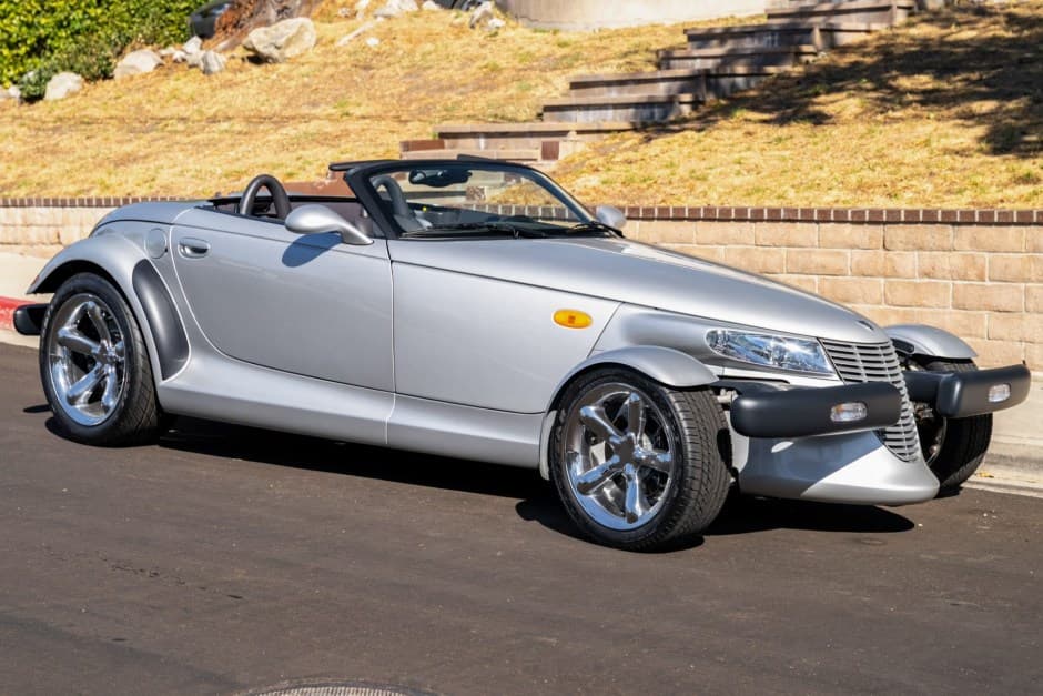 2000 Plymouth Prowler sold for $30,500