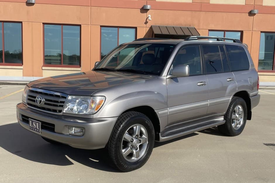 2007 Toyota Land Cruiser 100-Series sold for $62,500