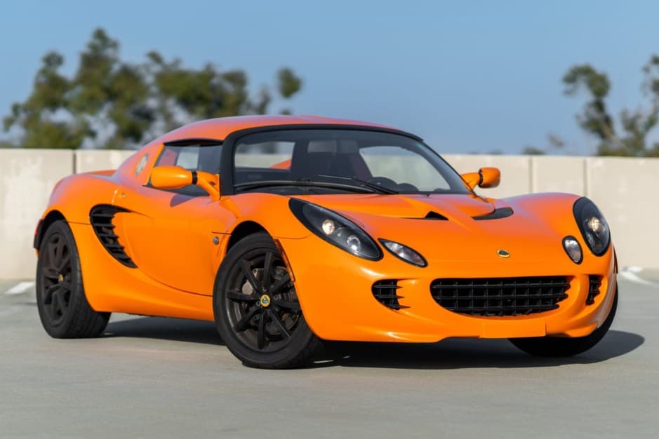 2005 Lotus Elise sold for $38,088