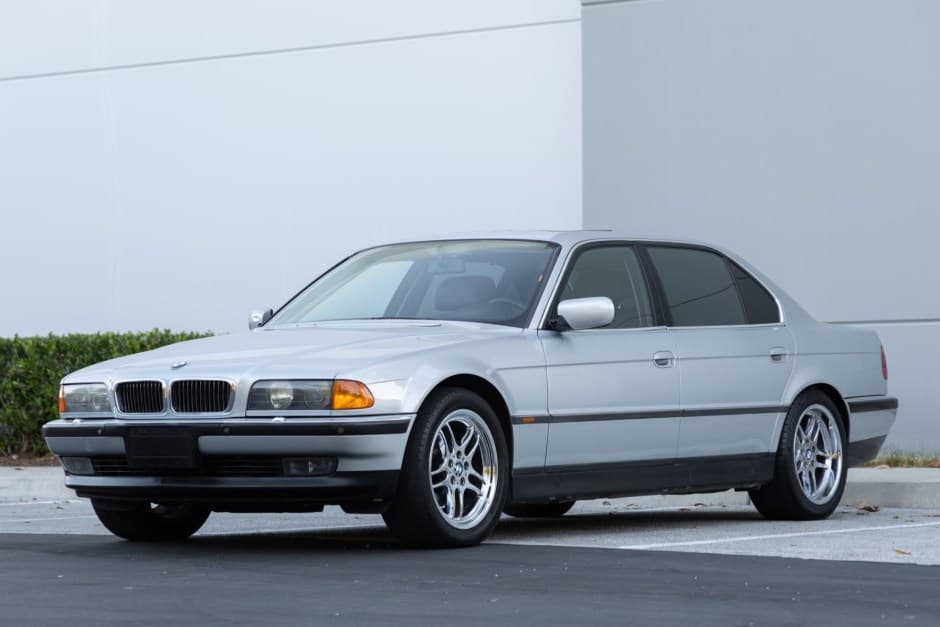 1998 BMW E38 7-Series sold for $18,000