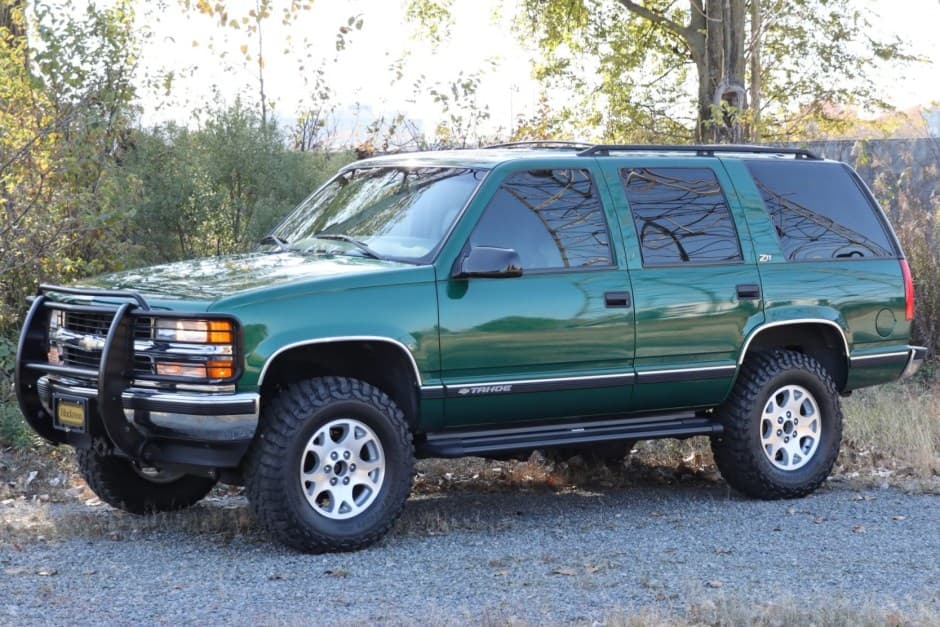 1999 Chevrolet Tahoe GMT400 sold for $19,750