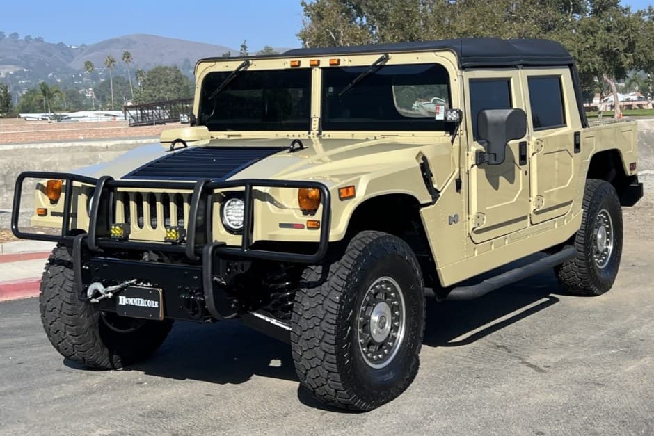 2006 Hummer H1 sold for $102,000