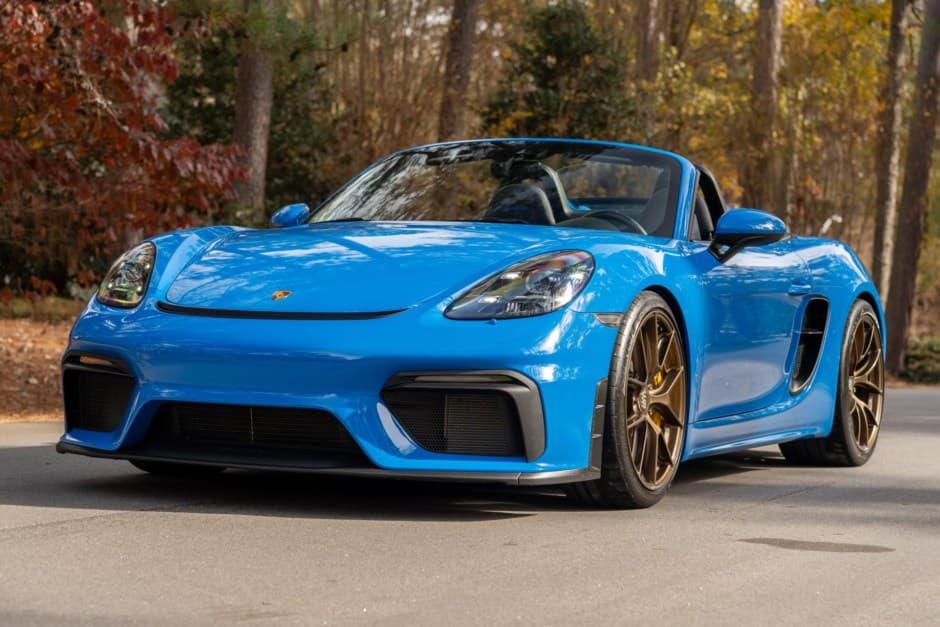 2022 Porsche 982 718 Boxster sold for $123,000