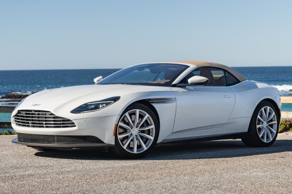 2019 Aston Martin DB11 sold for $107,000