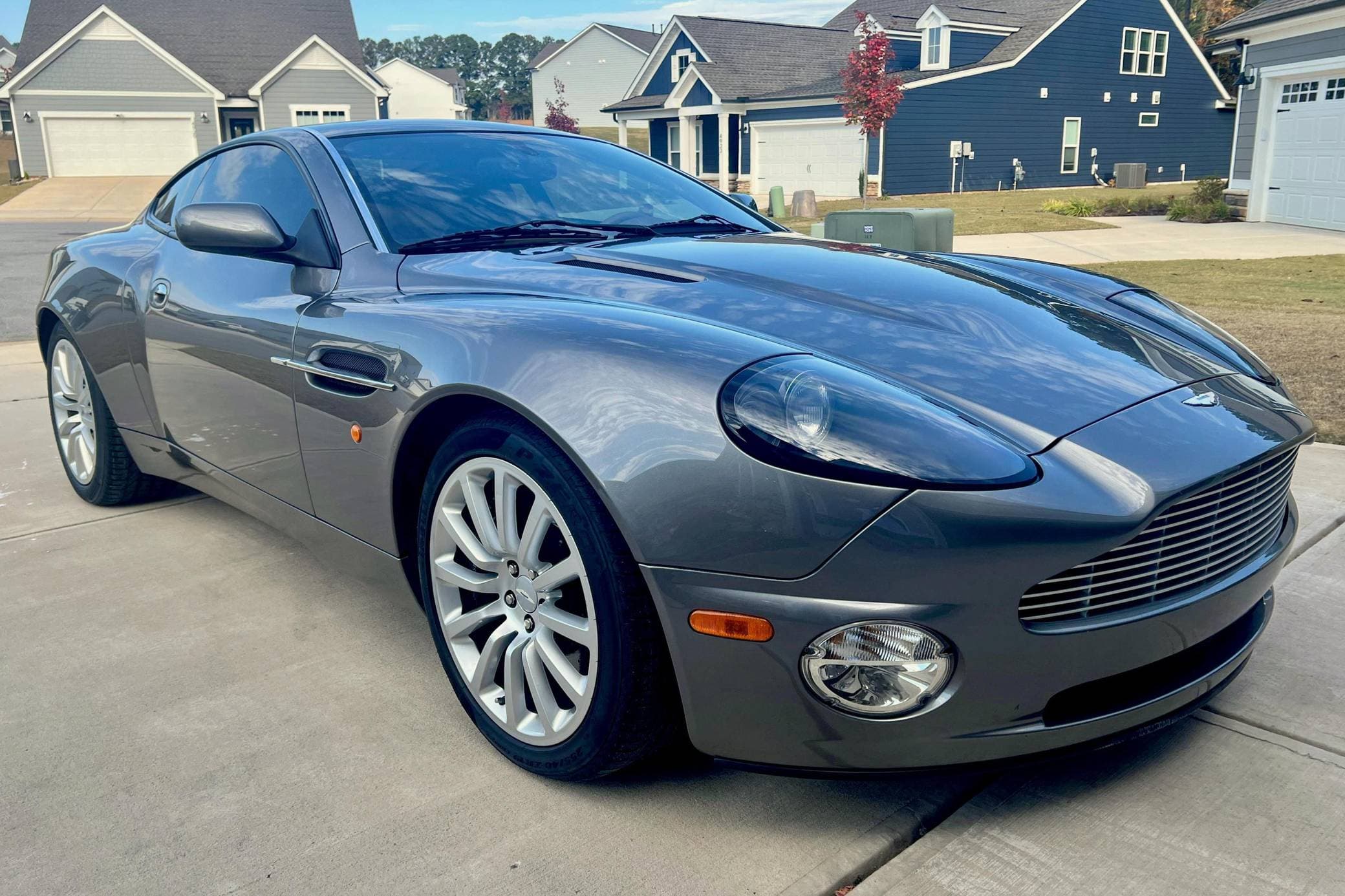 2003 Aston Martin Vanquish sold for $48,000