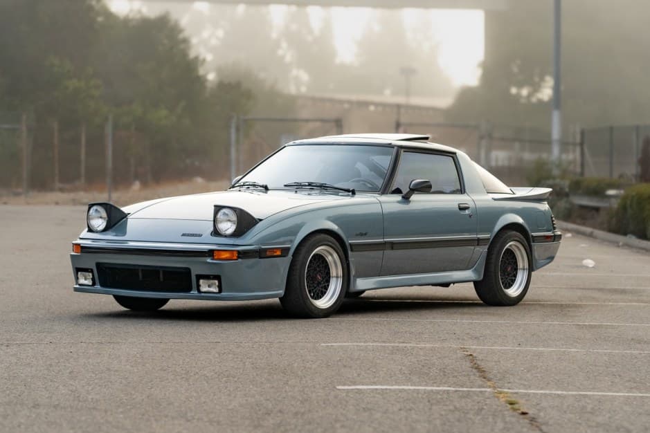 1984 Mazda RX-7 FB sold for $17,000
