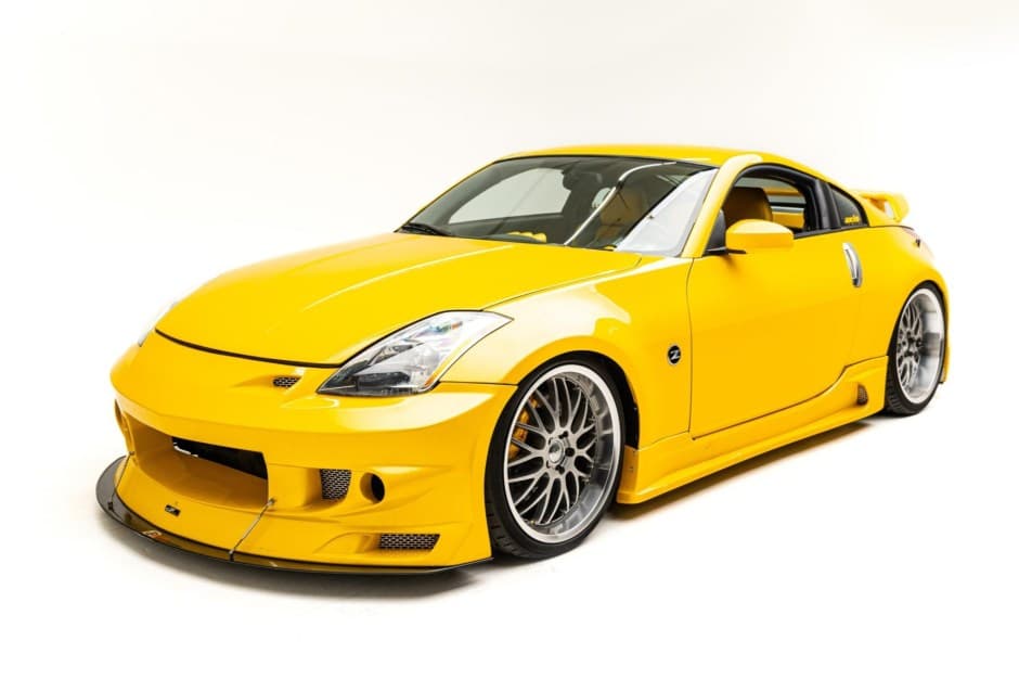 2003 Nissan 350Z sold for $15,500