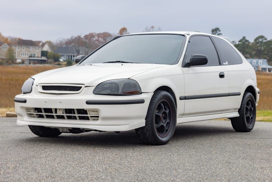 1996 Honda Civic (1996-2000) sold for $8,600