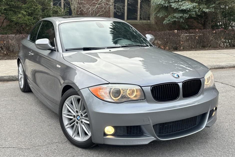 2012 BMW E82/E88 1-Series sold for $23,250