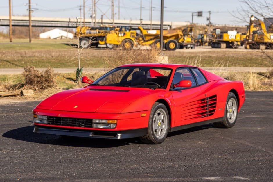 1989 Ferrari Testarossa sold for $122,000