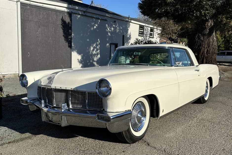 1957 Lincoln Continental Mark II sold for $40,250