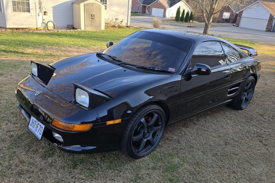 1996 Toyota SW20 MR2 sold for $9,500