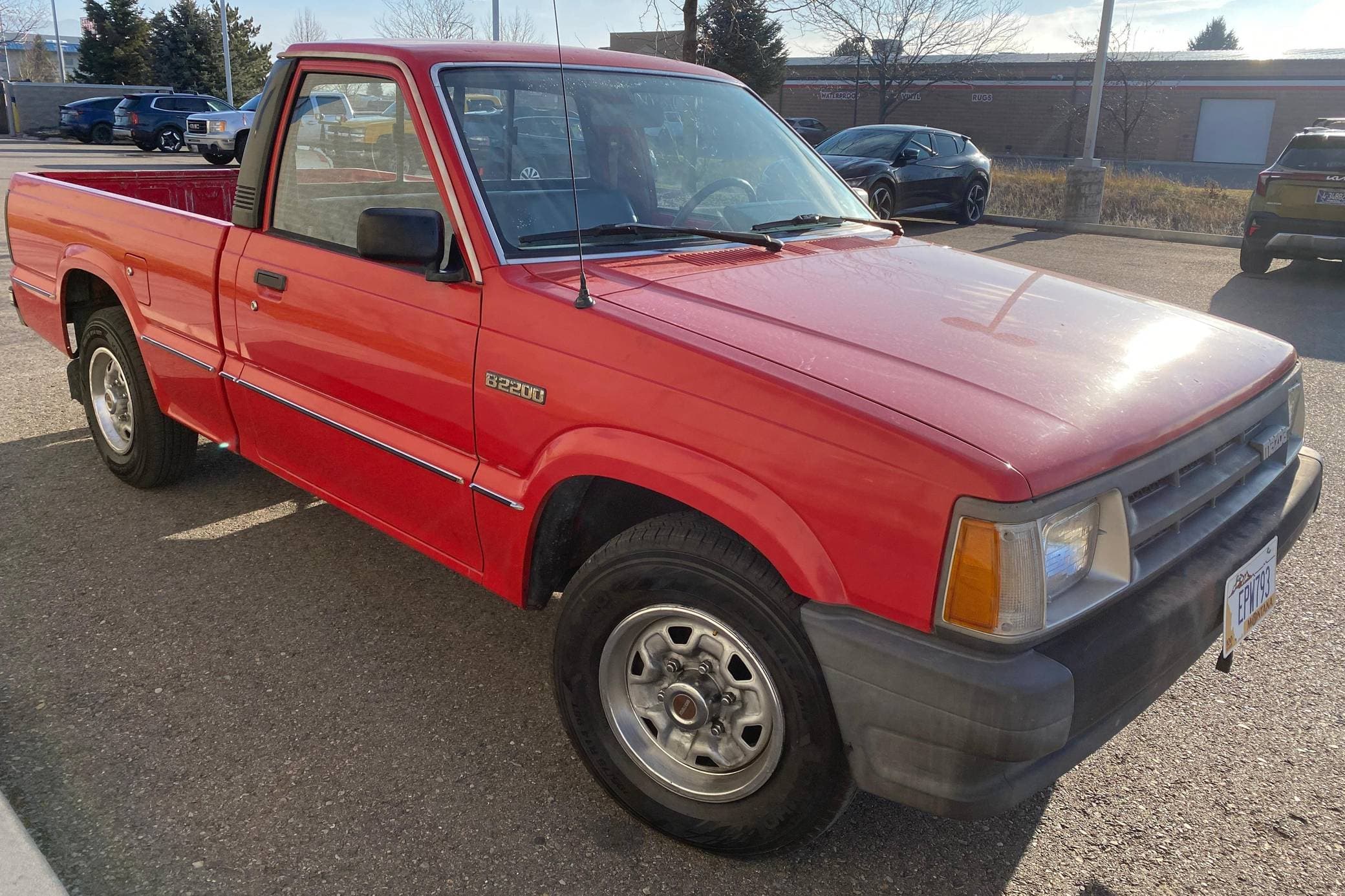 1987 Mazda B2200 sold for $5,500