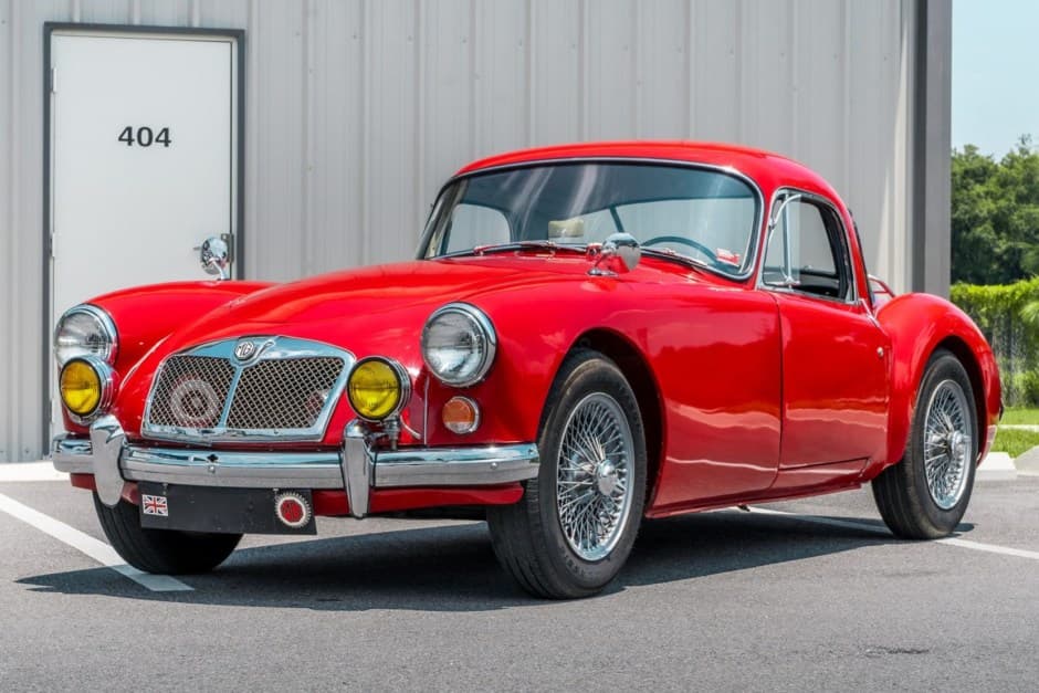 1960 MG MGA sold for $11,000