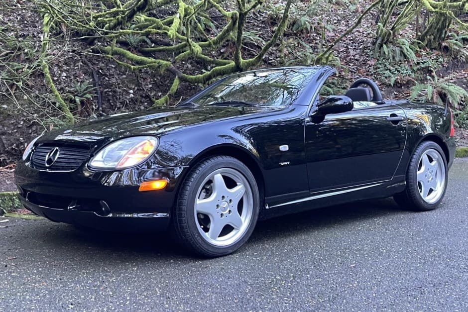 1999 Mercedes-Benz SLK-Class sold for $15,250