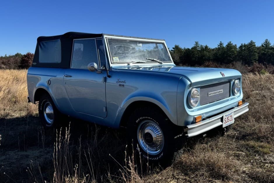1966 International Harvester Scout sold for $24,750