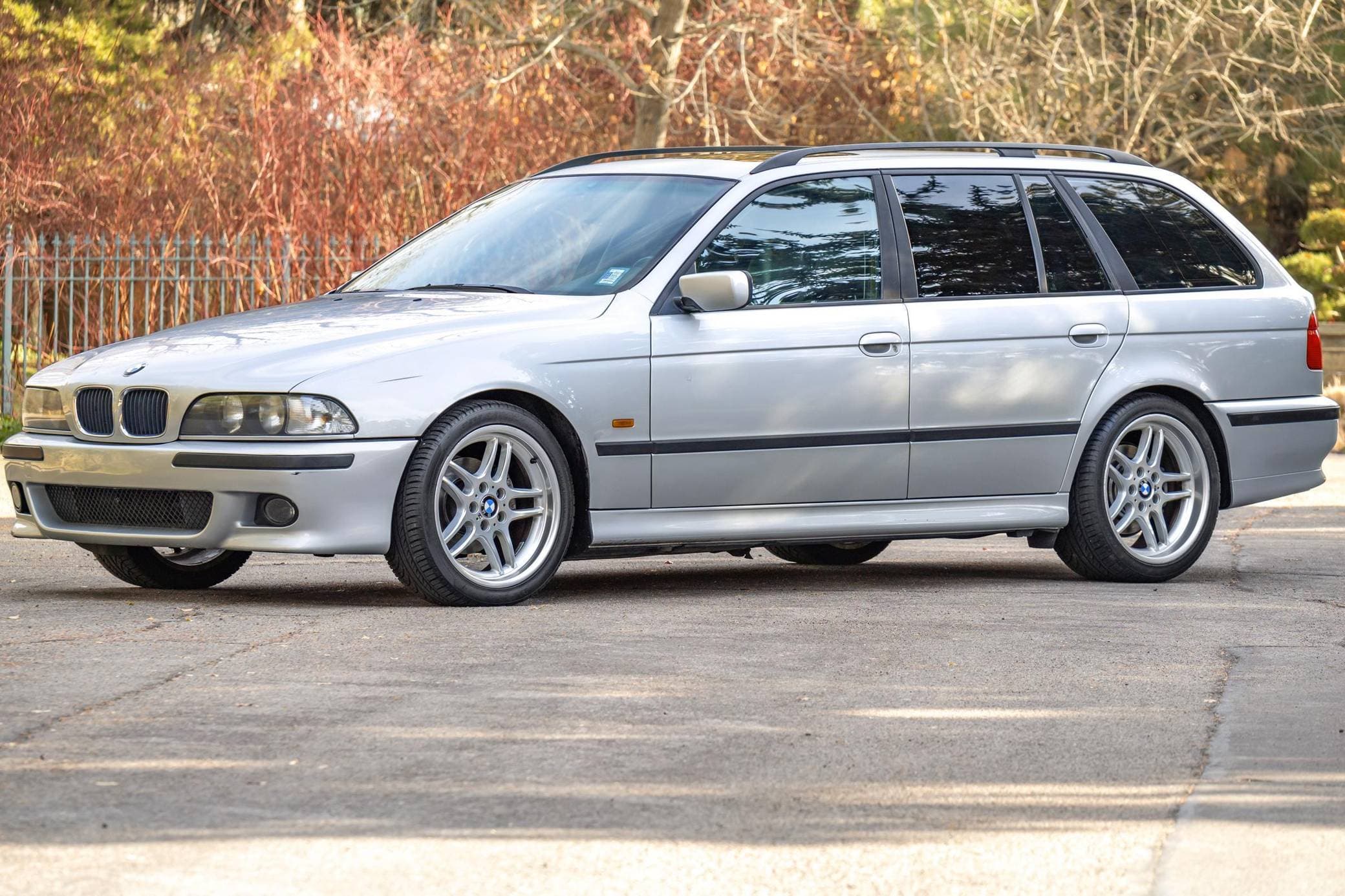 1999 BMW 5 Series sold for $3,000