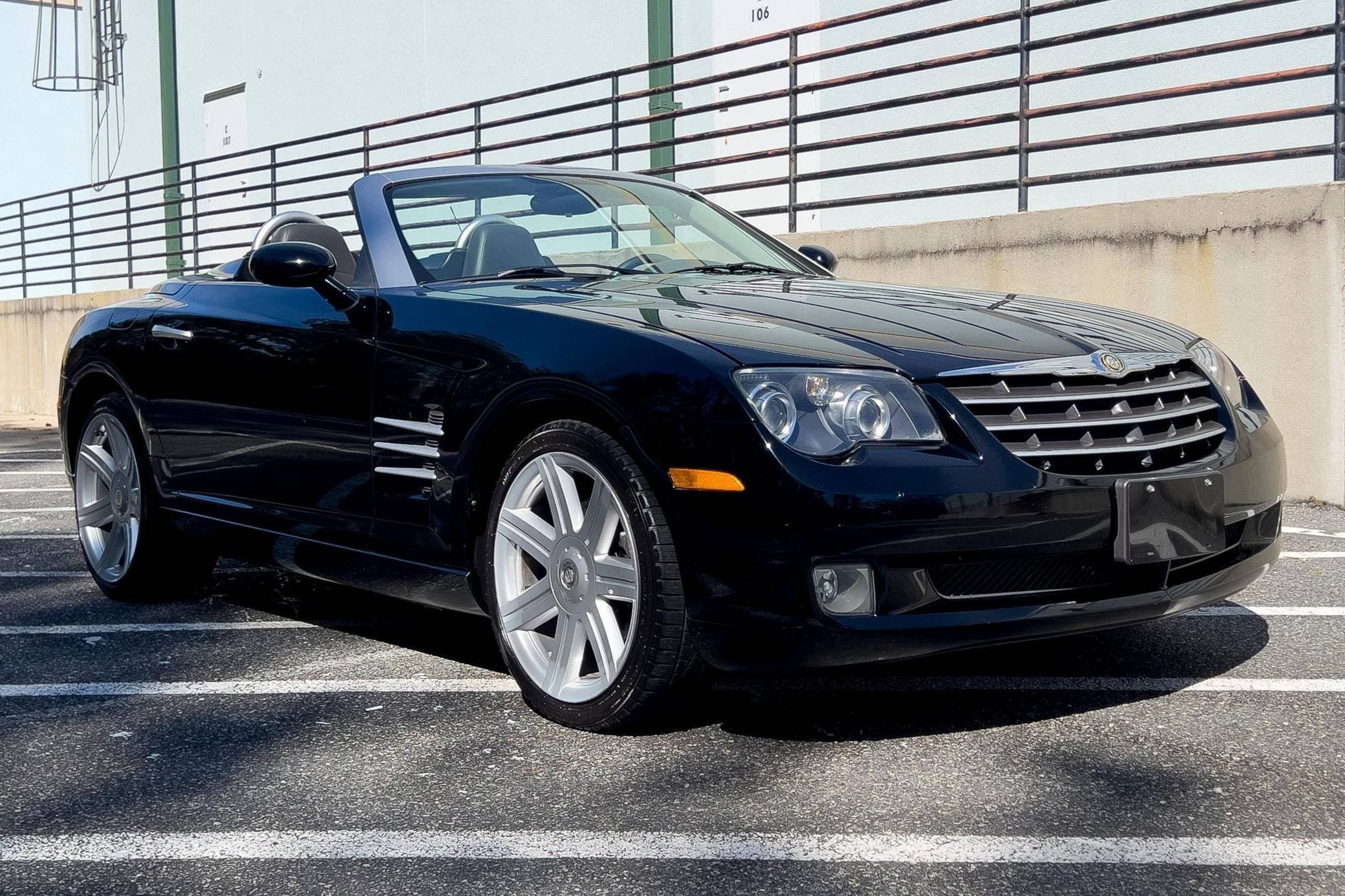 2006 Chrysler Crossfire sold for $5,100