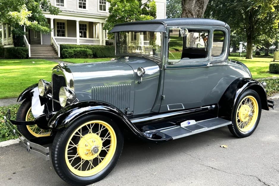 1929 Ford  sold for $18,250