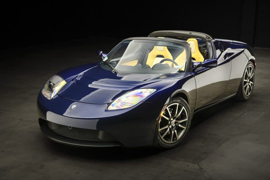 2008 Tesla Roadster sold for $70,000