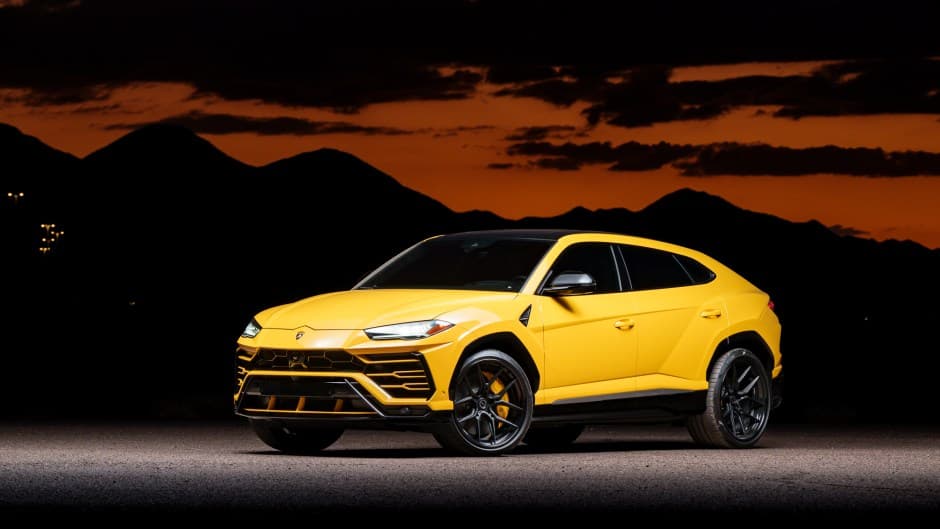 2020 Lamborghini Urus sold for $152,152