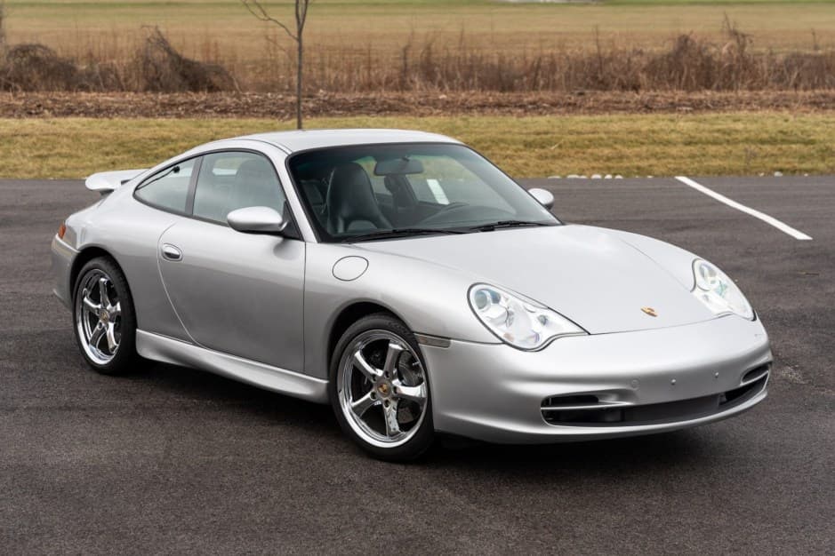 2002 Porsche 996 911 (Non-Turbo/GT2/GT3) sold for $26,000