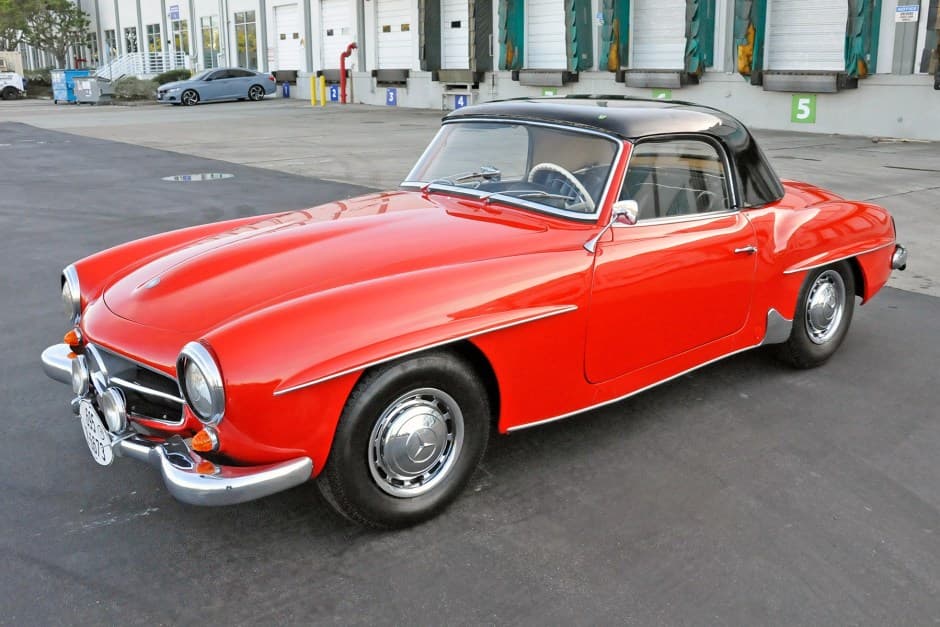 1956 Mercedes-Benz 190SL sold for $41,000