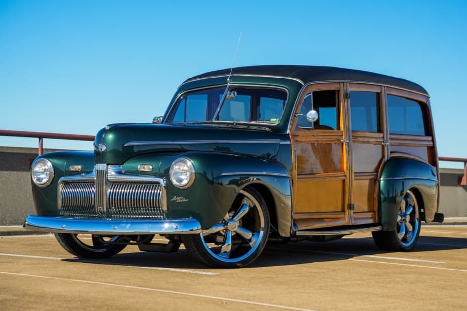 1942 Ford Standard, Deluxe, & Super Deluxe sold for $42,000