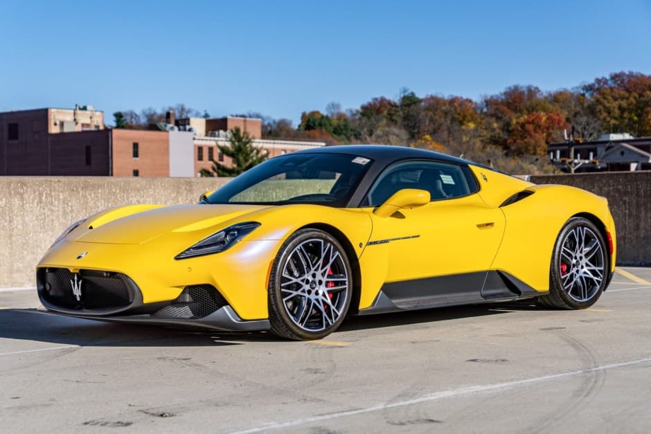 2023 Maserati MC20 sold for $176,000