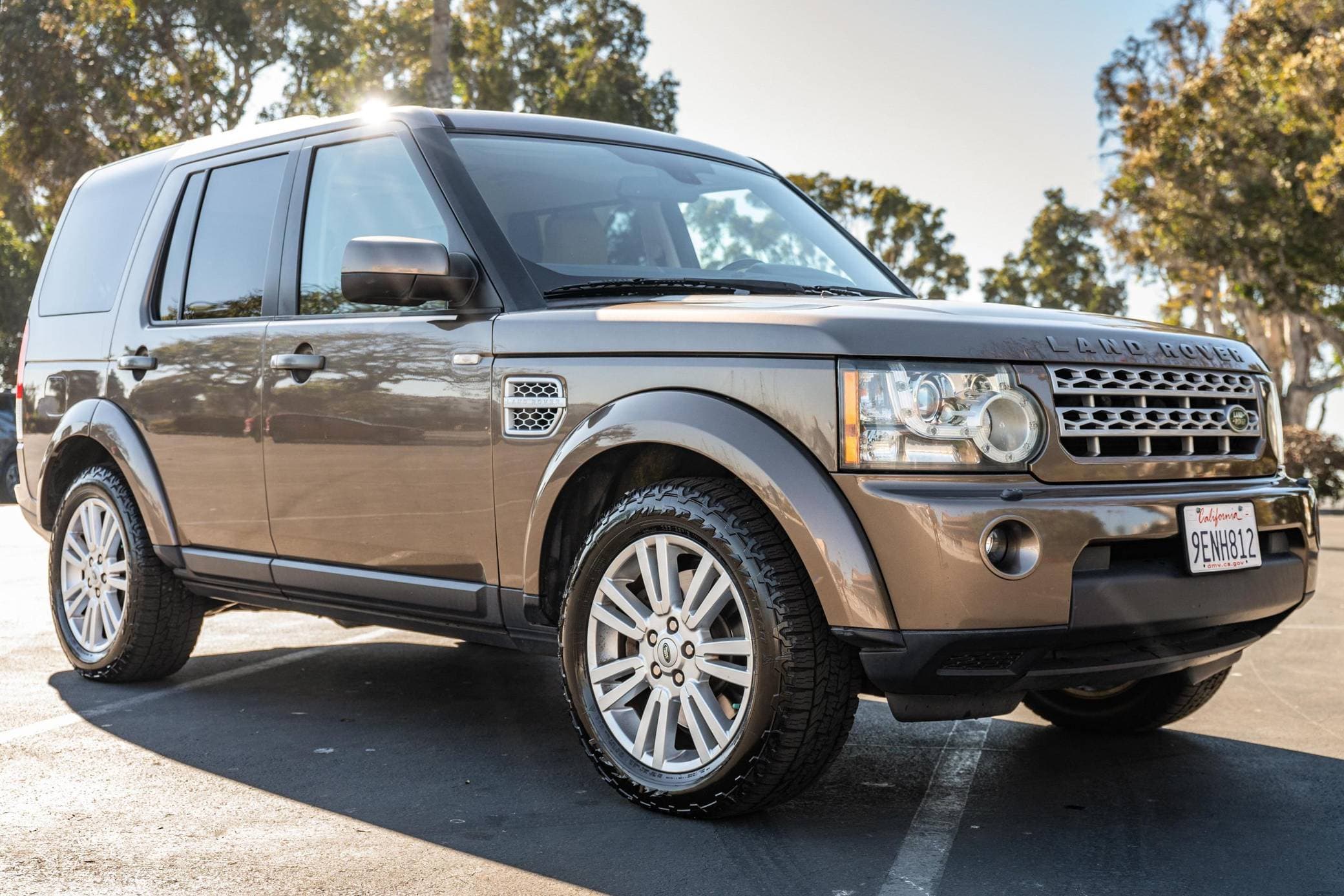 2011 Land Rover LR4 sold for $9,750